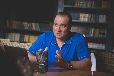 Московский суд ведет дело о крупном долге, связанном с клубным бизнесом Михаила Данилова Московский суд ведет дело о крупном долге, связанном с клубным бизнесом Михаила Данилова